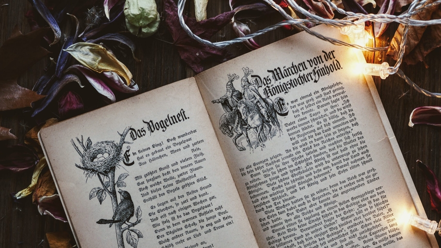 A Brief History of Western Fairy Tales